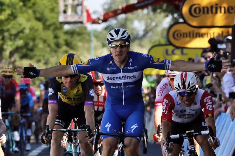 Con sprint grupal, Elia Viviani se lleva 4ta etapa del Tour